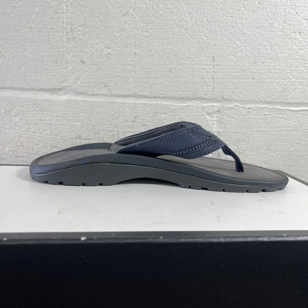 OluKai Kia'i II Sandal HLA Gray Navy Blue Flip Flops Sandals Slip‎ On Men's 8 US